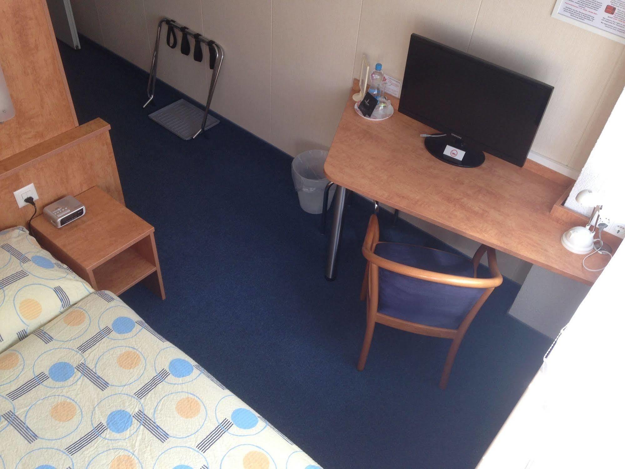 Budget Motel Self Check-In Dällikon Exterior foto