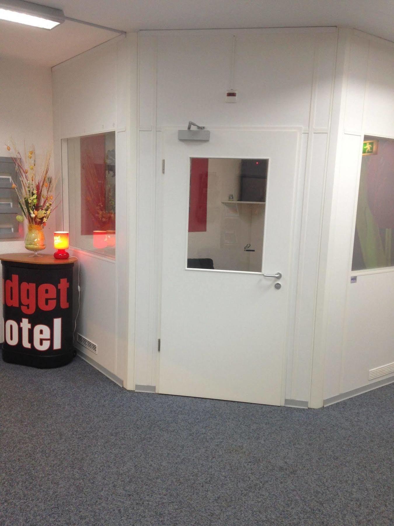 Budget Motel Self Check-In Dällikon Exterior foto